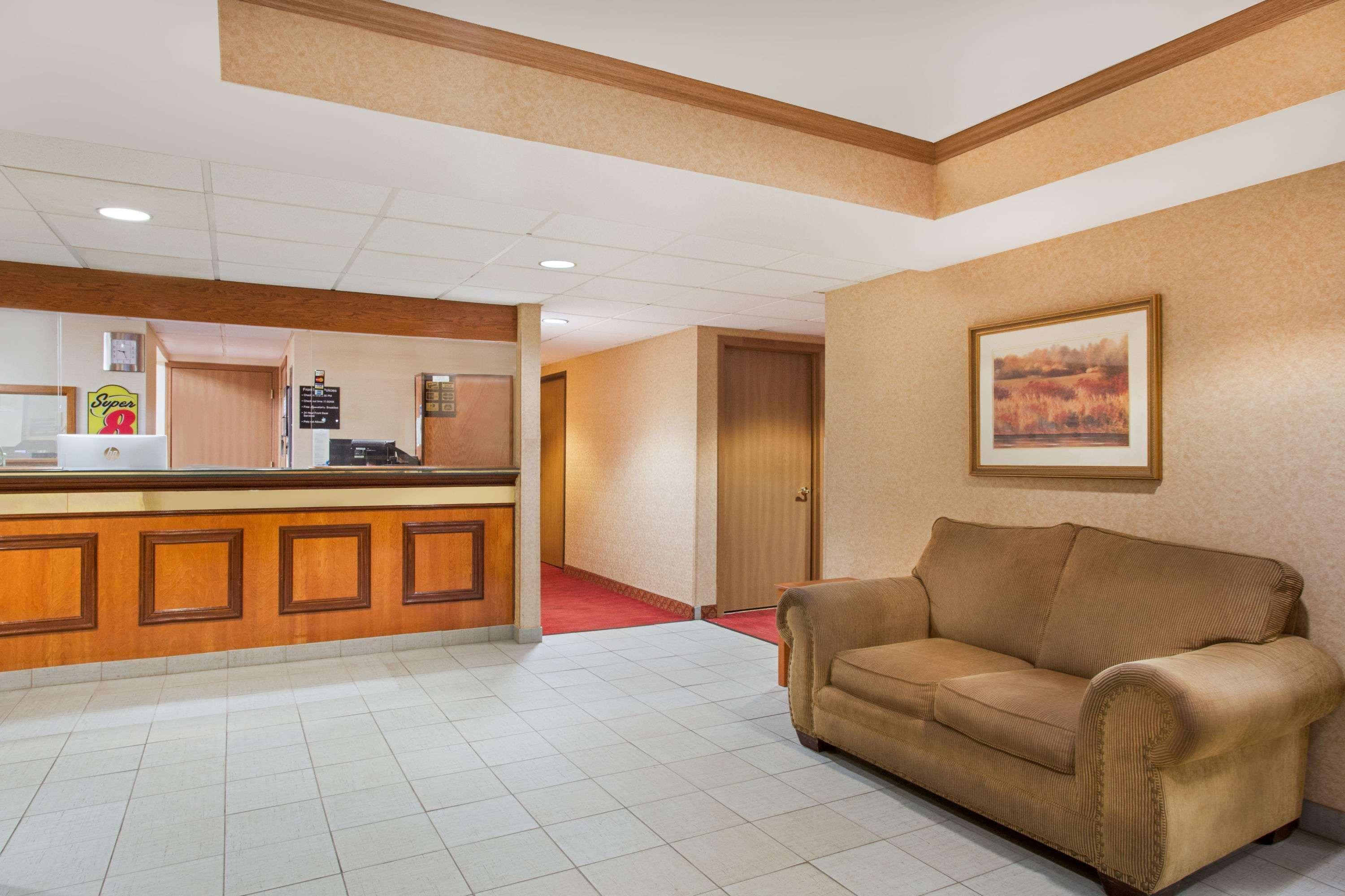 Hotel Super 8 By Wyndham Defiance Exterior foto